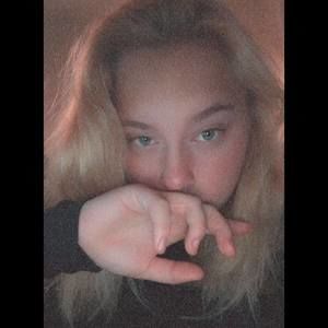 Meet your Posher, Skylar